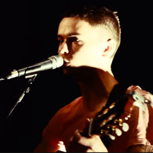 Capture d'écran d'une session acoustique d'Alexis Moser sur la chanson Humanité