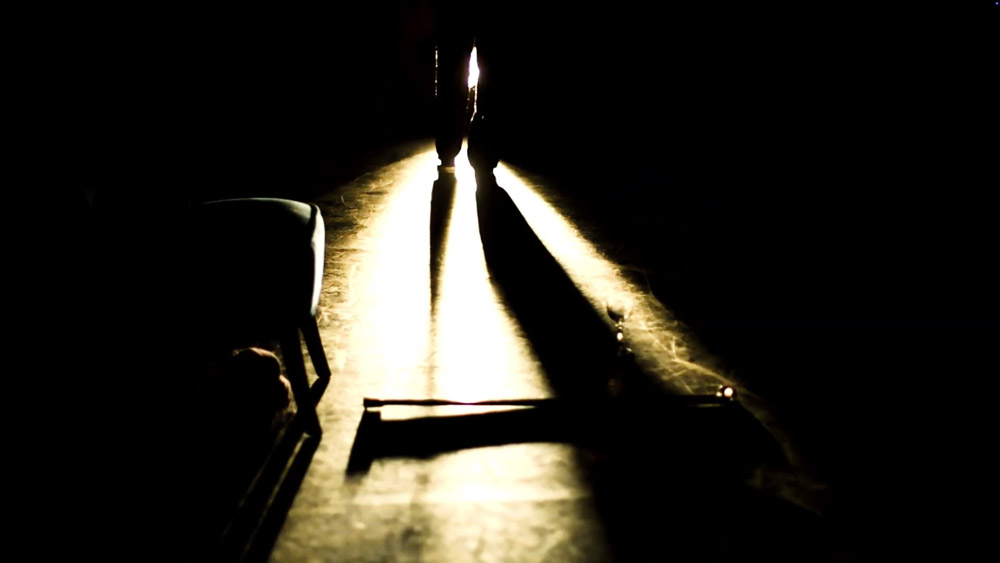 Extrait du teaser de la pièce de théâtre "James"