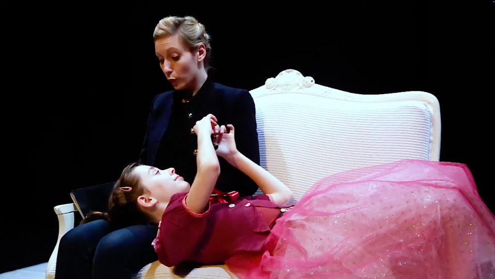 Extrait du teaser pour la pièce de théâtre "Cellule de crise"