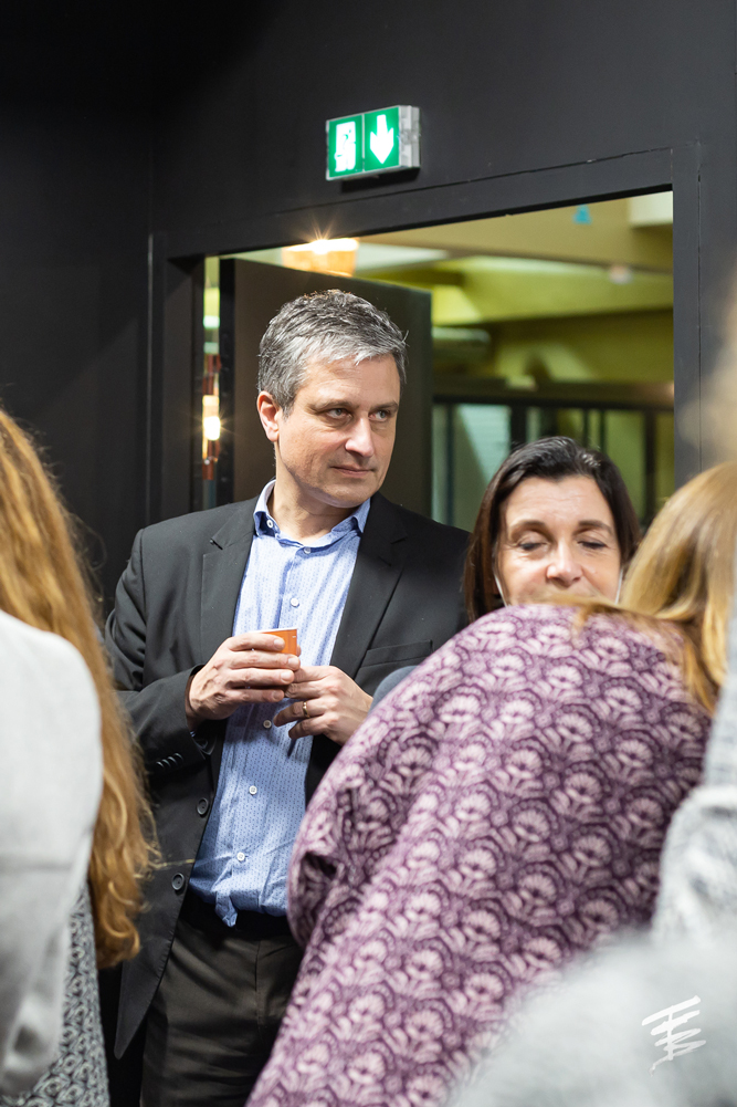 Photo prise lors d'un événement avec les collaborateurs de la société juridique CG2M