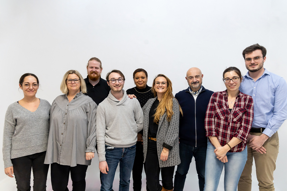 Photo de groupe de certains collaborateurs de la société juridique CG2M