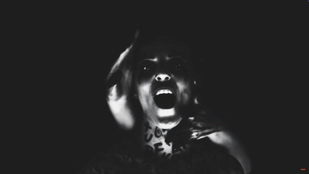 Extrait du clip de Cyryel sur le titre "Crois en Toi"