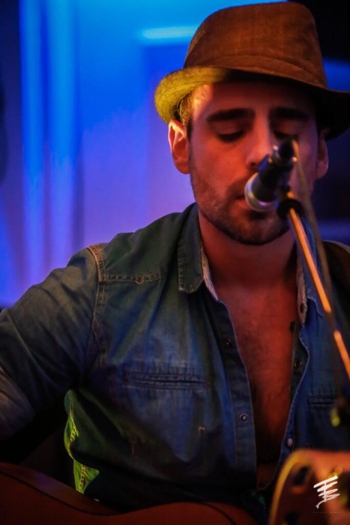 Photo prise lors d'un concert de Collo