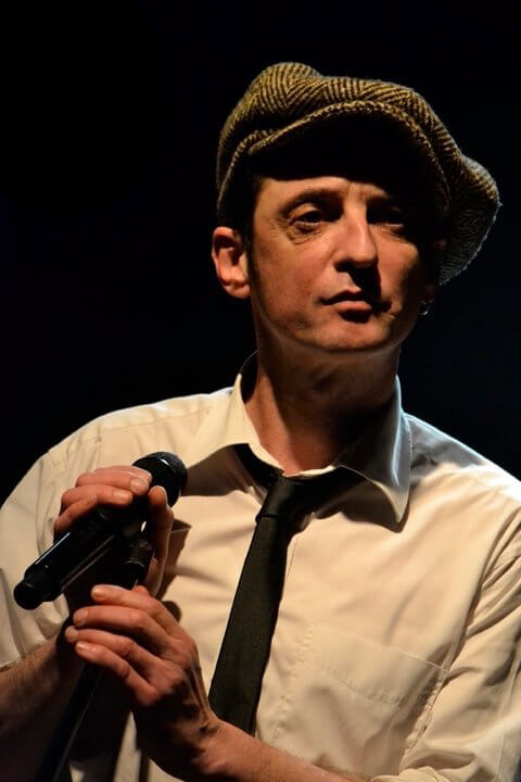 Photo prise lors d'un concert de Yves Jamait