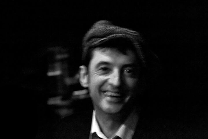 Photo prise lors d'un concert de Yves Jamait
