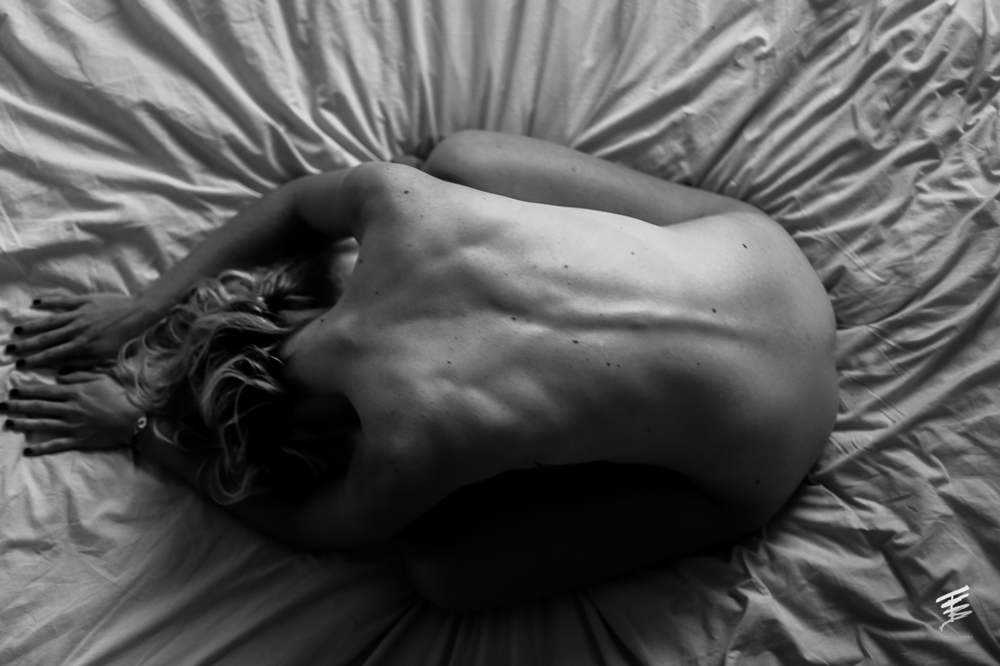 Photo d'une session de type boudoir avec Marine