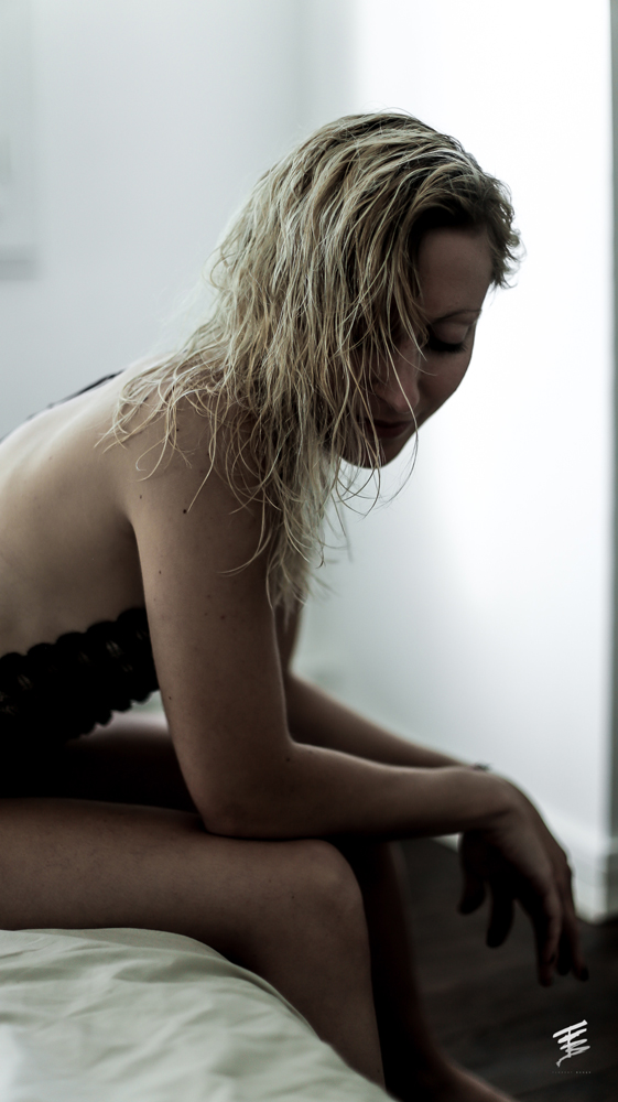 Photo d'une session de type boudoir avec Marine