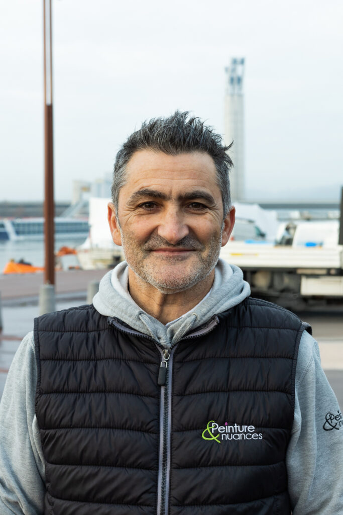 Portrait du chef de l'entreprise Peinture & Nuances