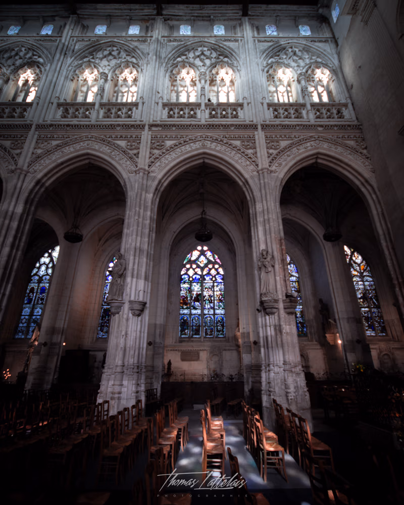 Photo prise par Thomas Lattelais de l'intérieur de l'église Saint Ouen de Pont-Audemer