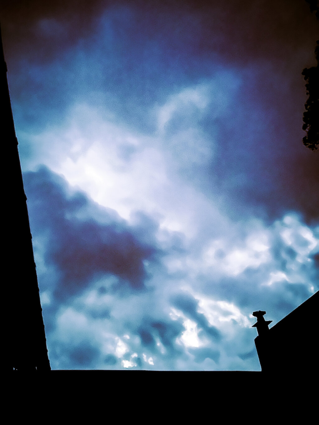 Instagram post from cookizz. This post is in position 6.