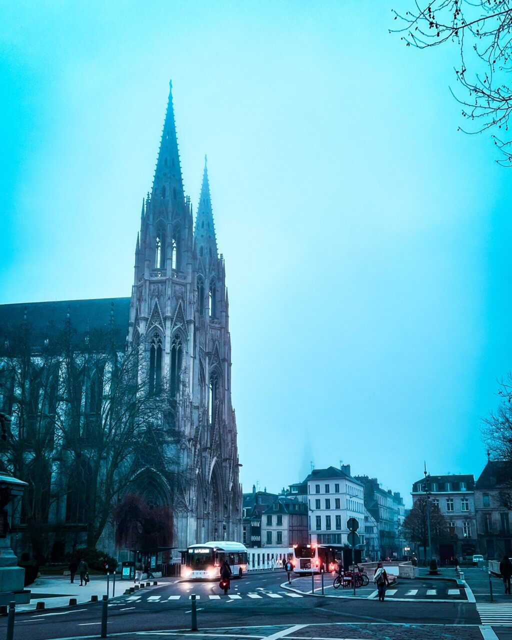 Instagram post from cookizz. This post is in position 1.